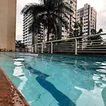 Apartamento Na Quadra Da Praia