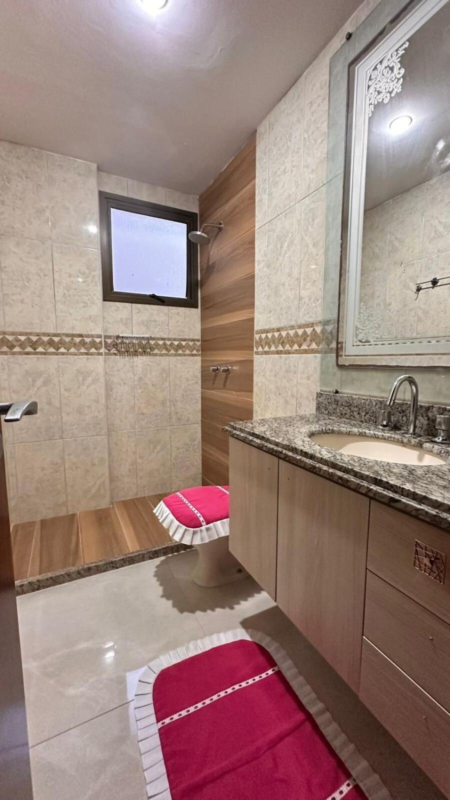 Apartamento Na Quadra Da Vitória